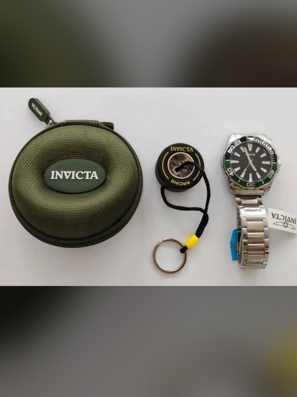 NEW Invicta Men’s Bundle Invicta Pro Diver Men 46mm Green Silver Tone Watch